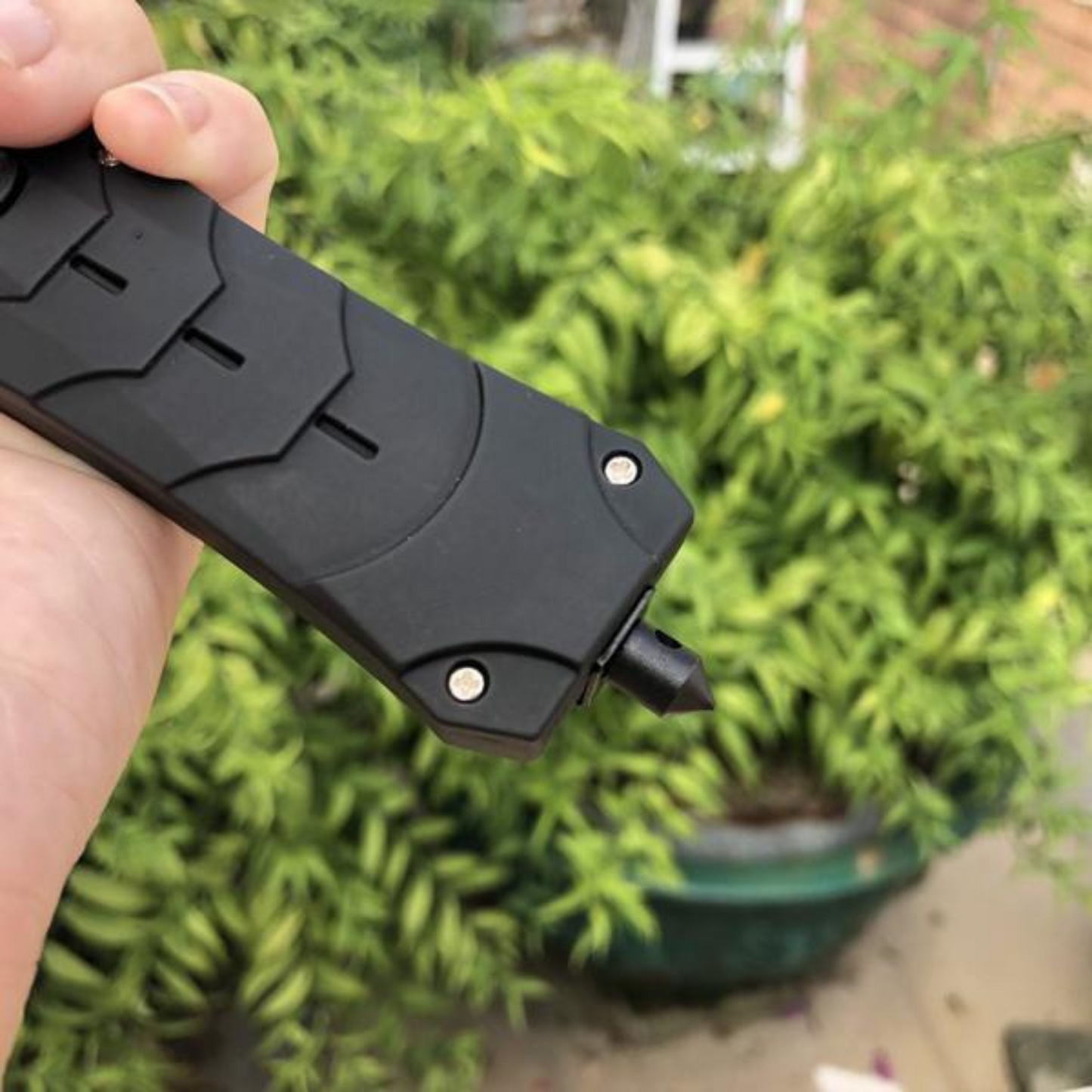 High-Performance Spring-Assisted Knif-ss