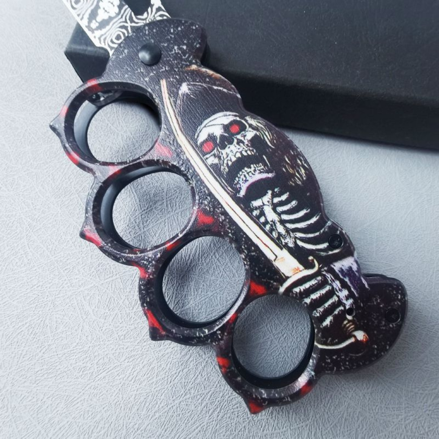 Knckle Knife with elegant design-ss