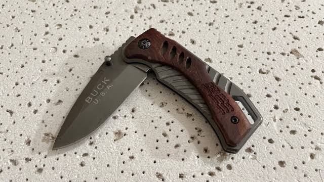 Buck X61 folding pocket knife