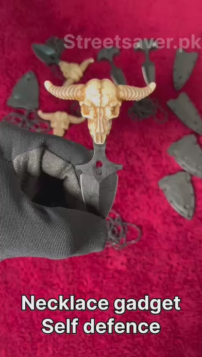 Secret Neckless Gadget-ss